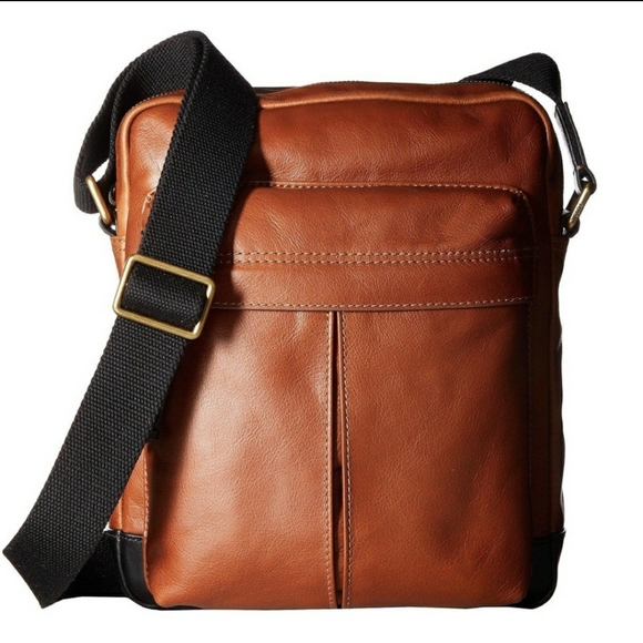 Fossil Other - Fossil Messenger Bag